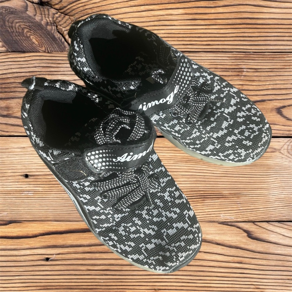 Kid’s Light Up Roller Shoes